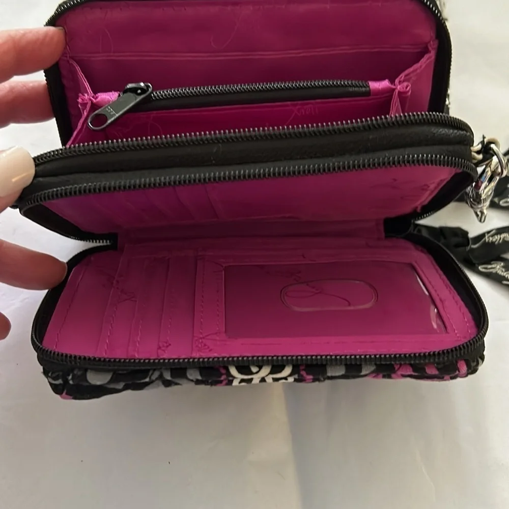 Vera Bradley Wristlet Wallet in Canterbury Magenta